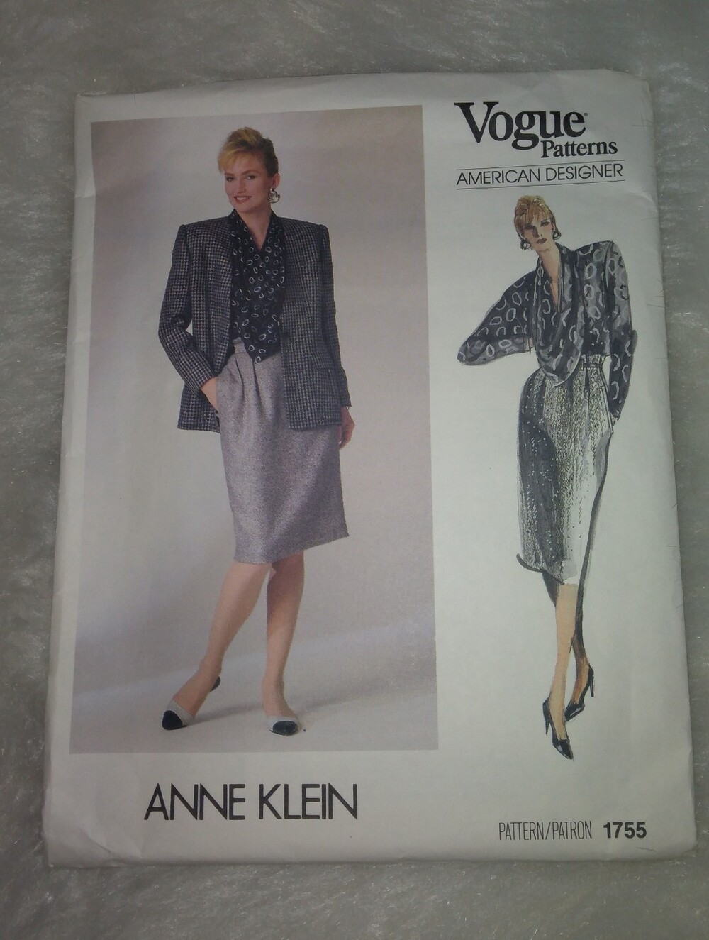VOGUE 1755 Sz 12 American Designer Anne Klein Collection Jacket Skirt Blouse